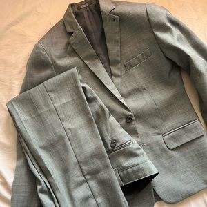 Van Heusen Boys Suit